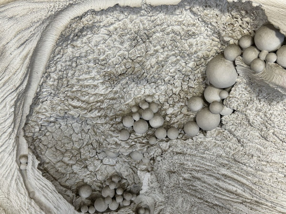 Gérard Simoen (born 1949) – *éclatement Blanc* – Plaster Painting-sculpture – 1972-photo-3
