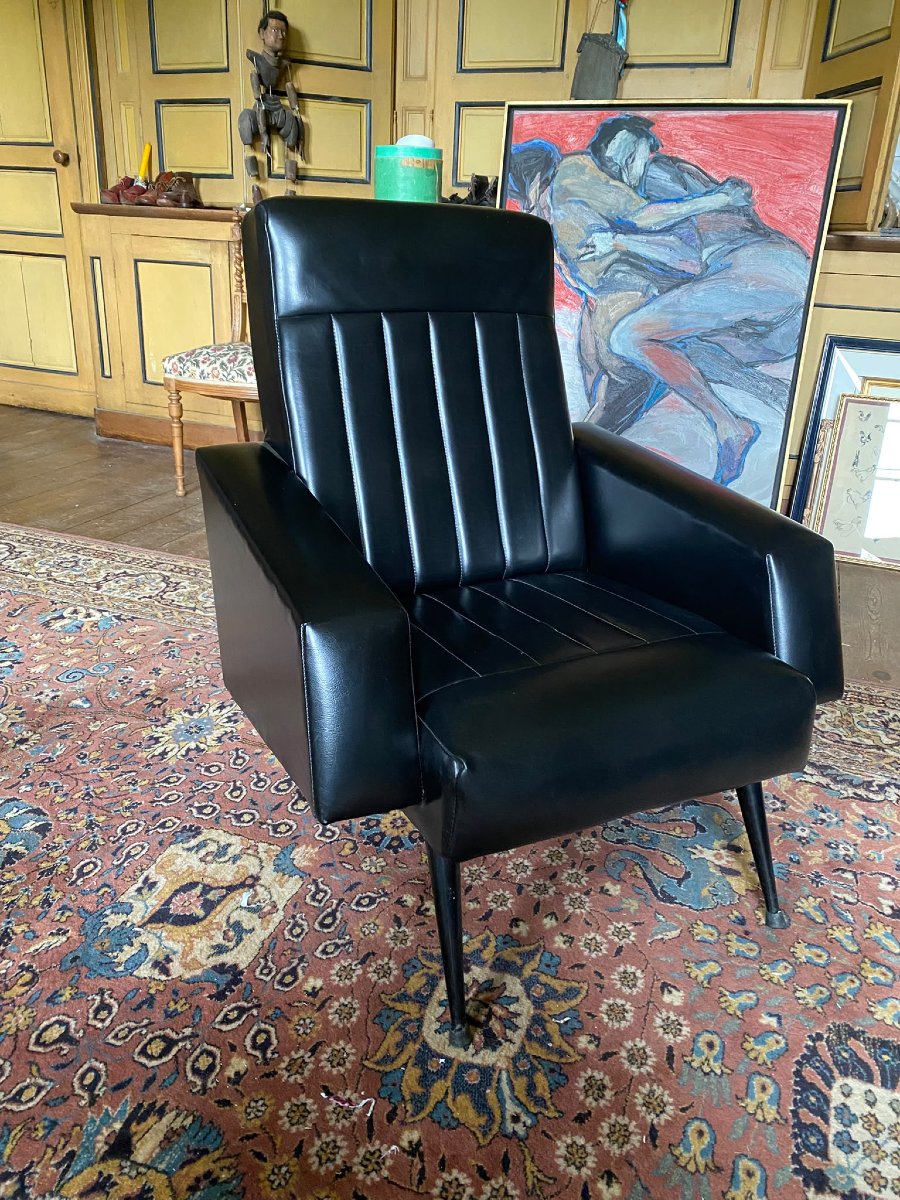 Fauteuil vintage en skaï noir et pieds métalliques – Années 1950-1960-photo-2
