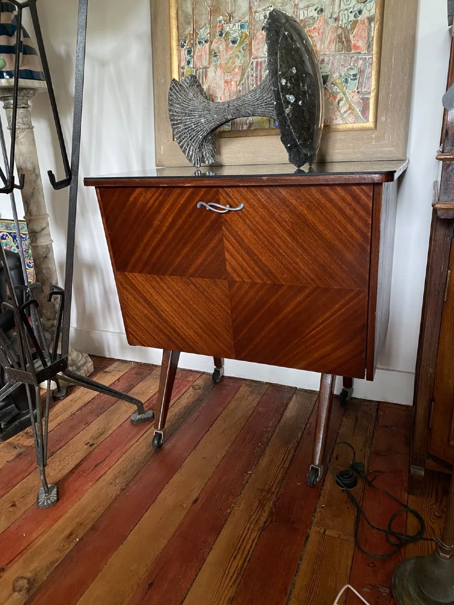 1950s–1960s Rolling Bar Cabinet – Wood Veneer And Glass-photo-2