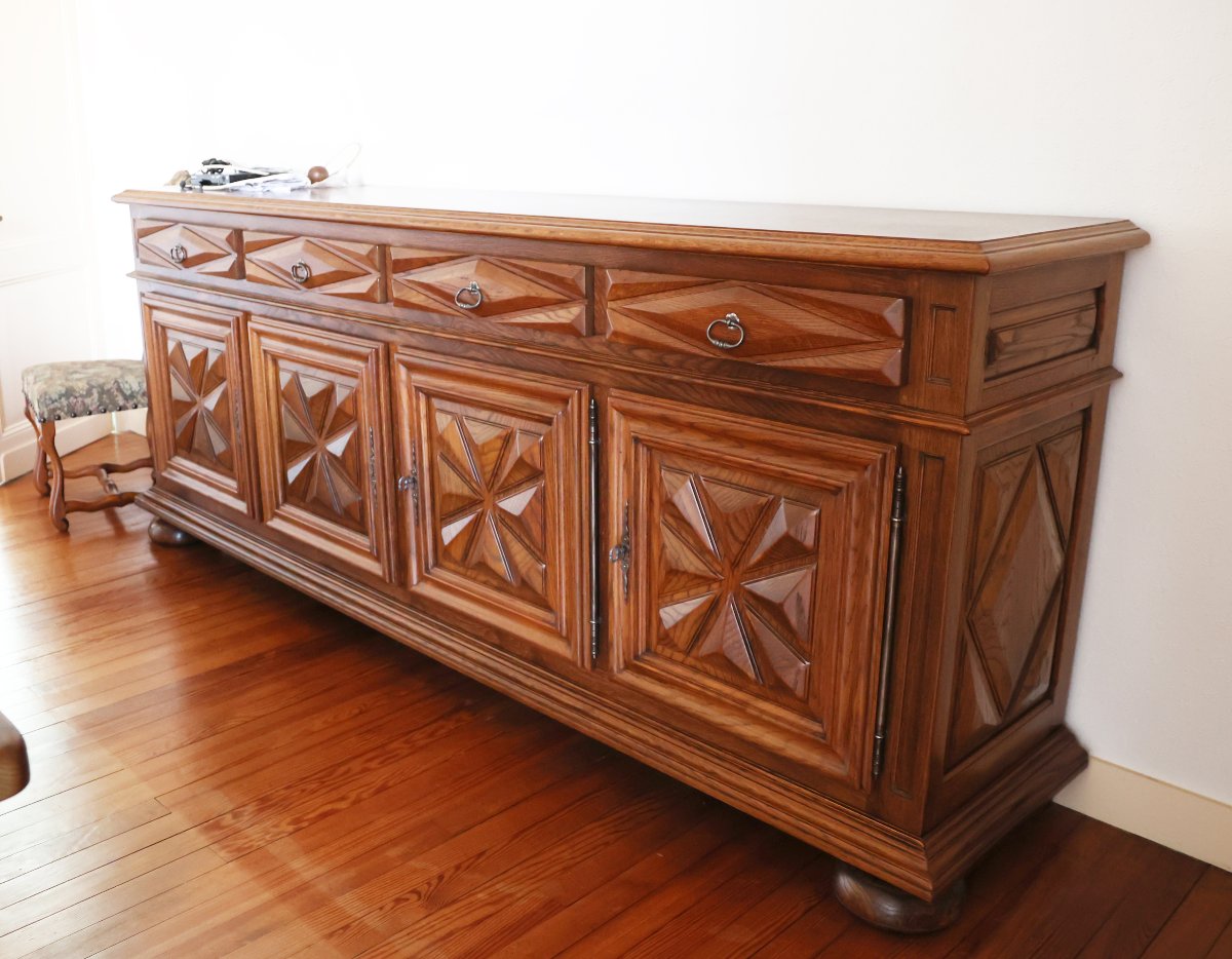 Grande enfilade à quatre portes et quatre tiroirs – Style Louis XIII – Fabrication artisanale