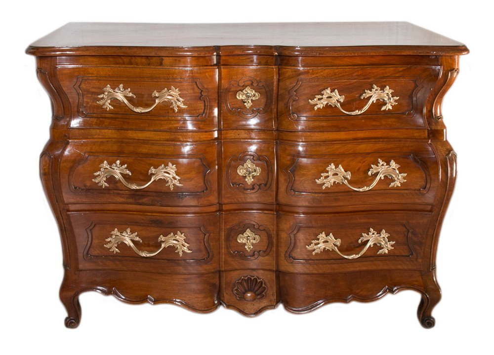 Bordelaise Chest Of Drawers In Walnut Louis XV Period