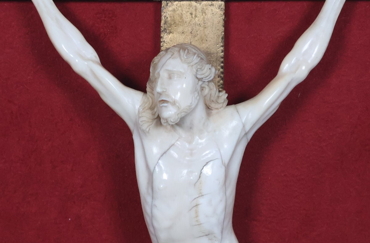 Christ en ivoire provençal d’époque Régence début 18ème siècle-photo-4