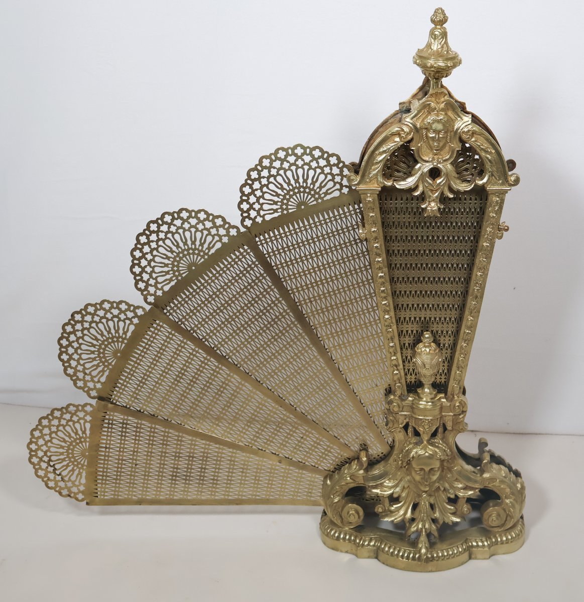 Fan-shaped Fire Screen In Gilt Bronze And Brass, Napoleon III Period-photo-2