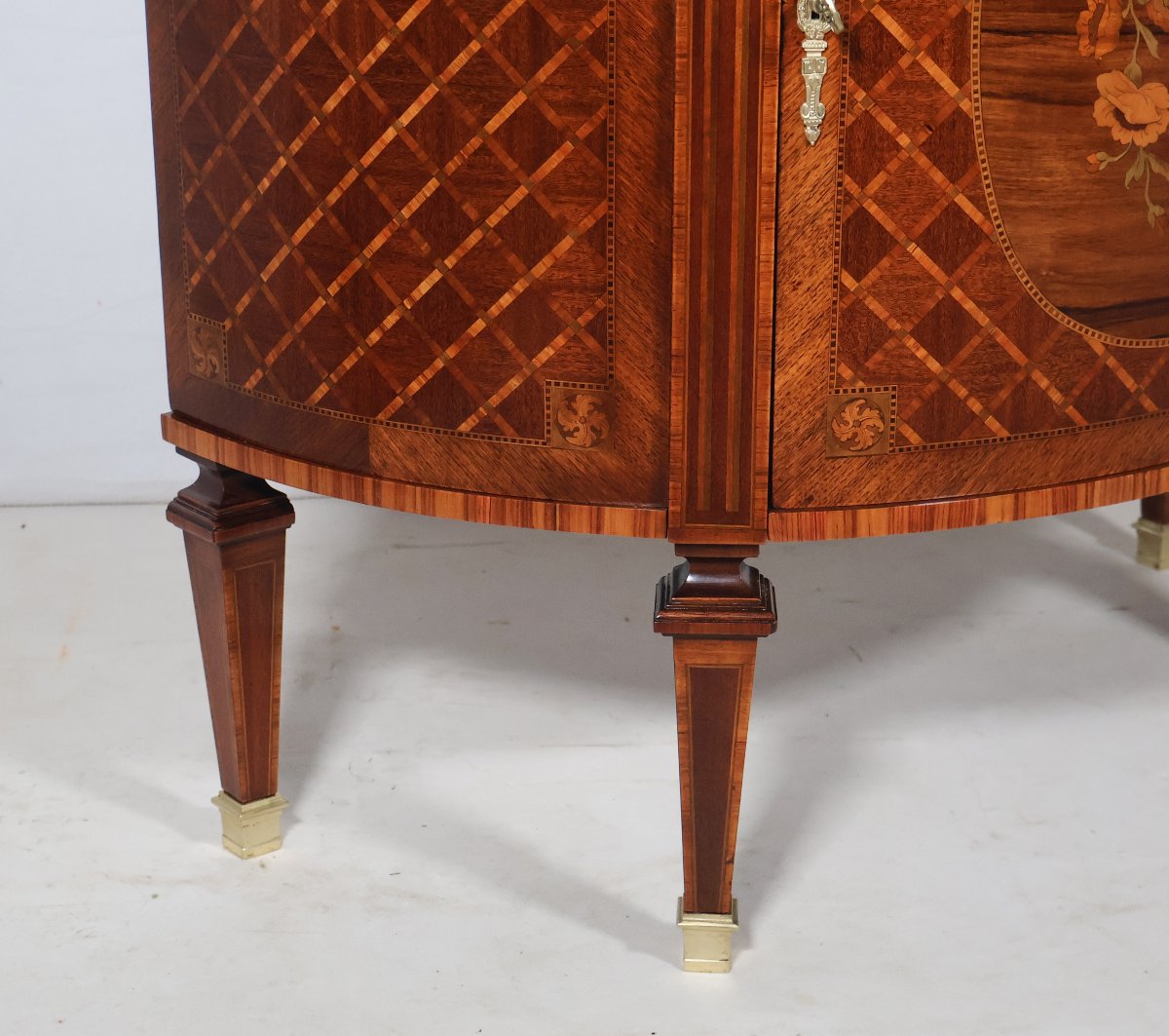 Meuble demi-lune de style Louis XVI fin XIXe siècle -photo-7