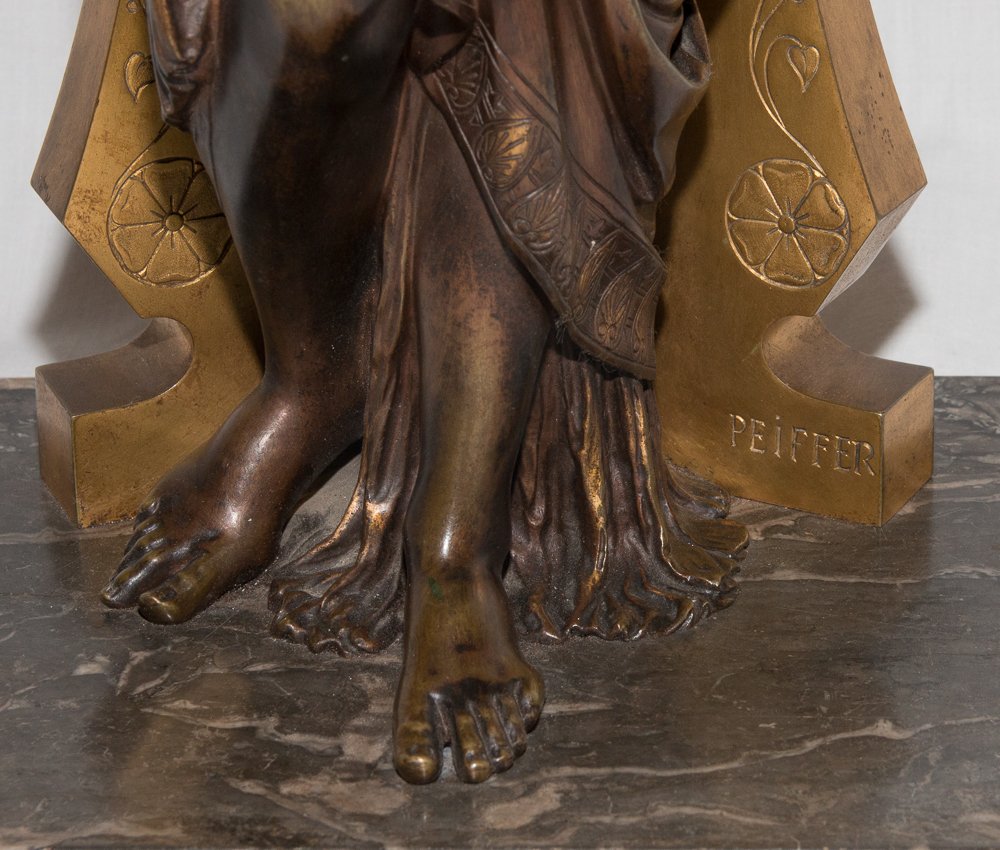 Antique-style Bronze Sculpture Of A Woman, Signed By Peiffer (1832–1886)-photo-5