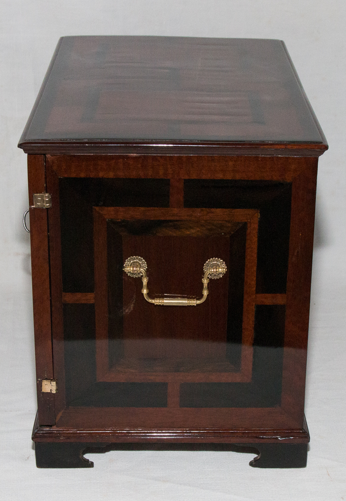 Small Travel Cabinet Epoque Early Eighteenth Century-photo-4