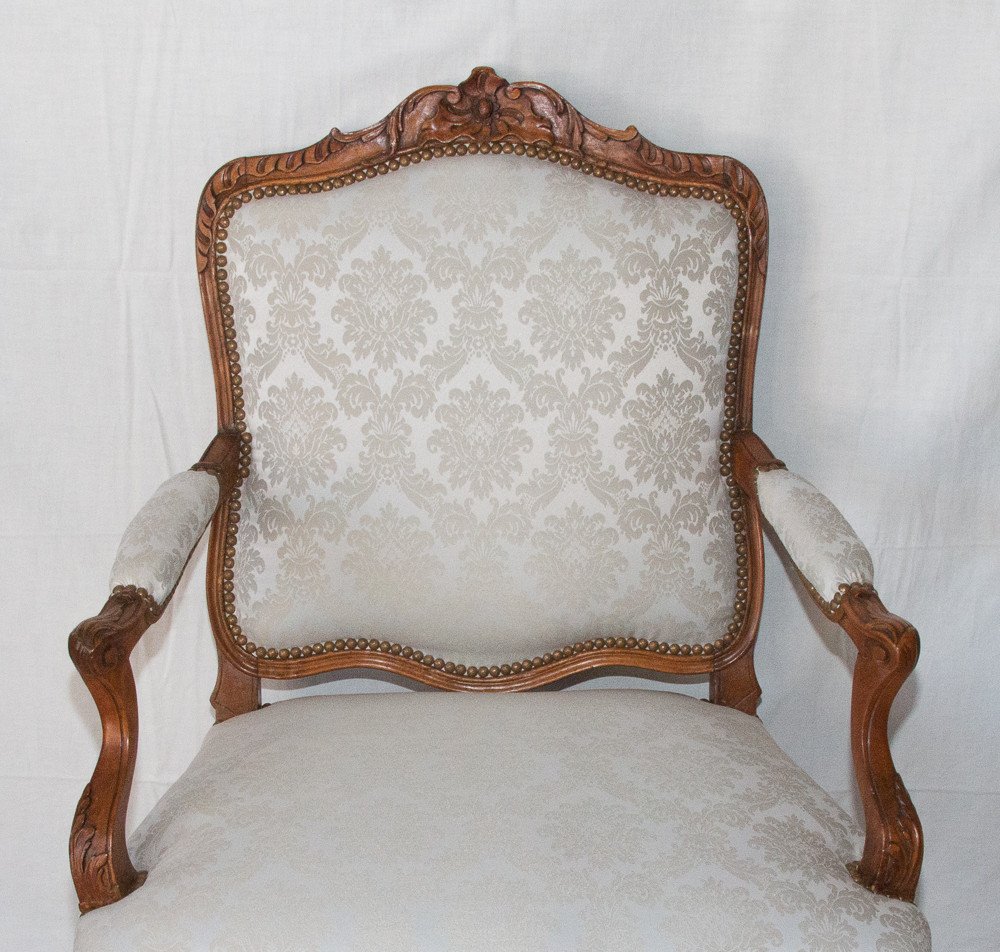 Queen's Armchair In Walnut Regency Period Circa 1730-photo-2