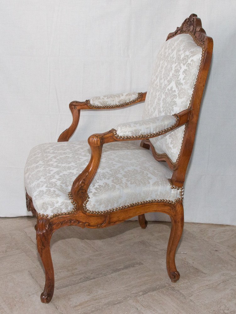 Queen's Armchair In Walnut Regency Period Circa 1730-photo-1