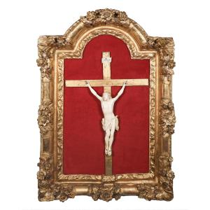 Provençal Ivory Christ From The Regency Period, Early 18th Century