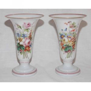 Paire De Vases En Opaline Baccarat Louis Philippe 