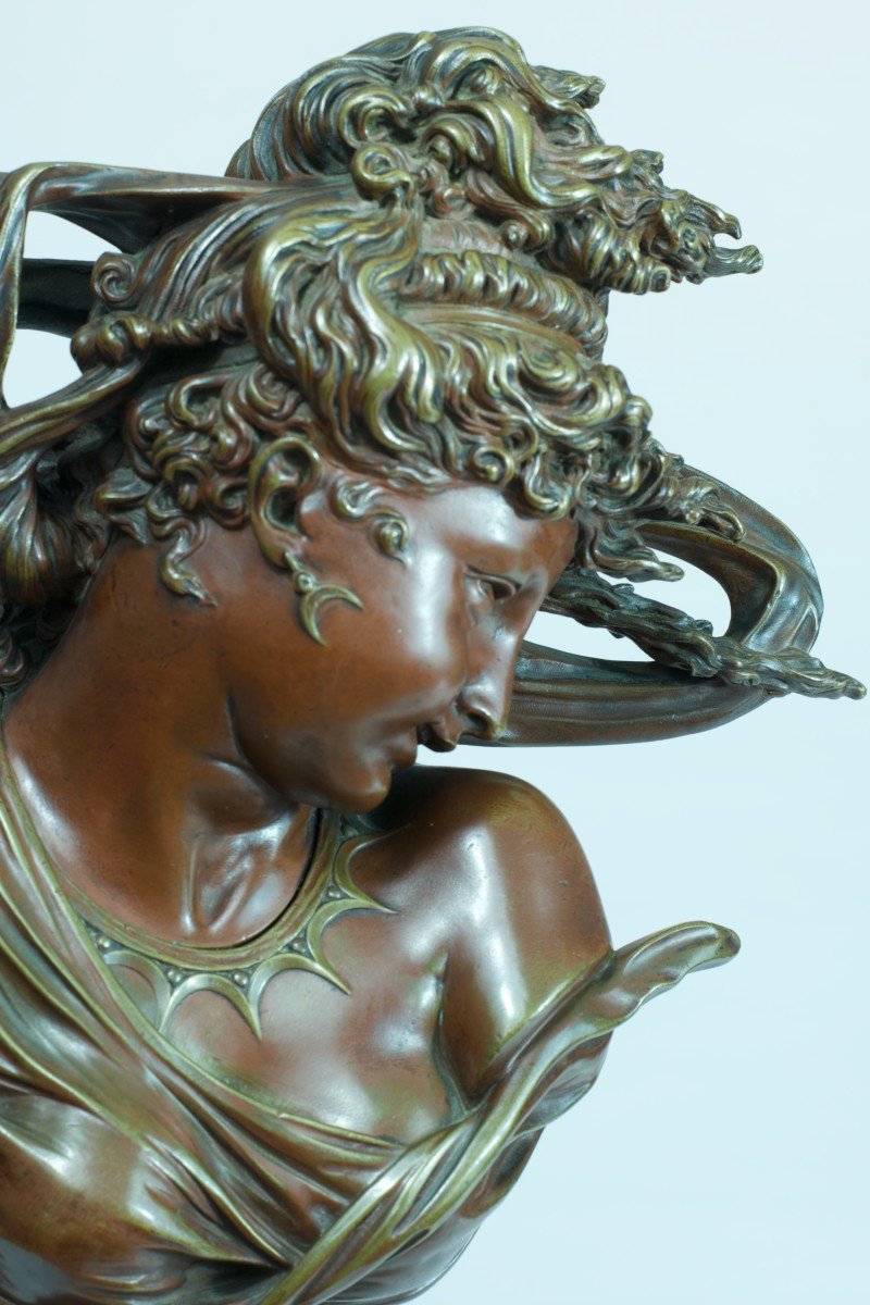 Old Bronze Portrait Young Woman Gust Of Wind Van Den Kerckhove Saïbas 19th
