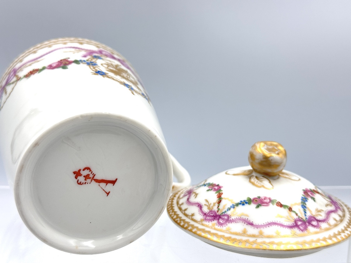 Porcelain Trembleuse Cup, Manufacture Of Queen Marie Antoinette, 18th Century, Thiroux -photo-2
