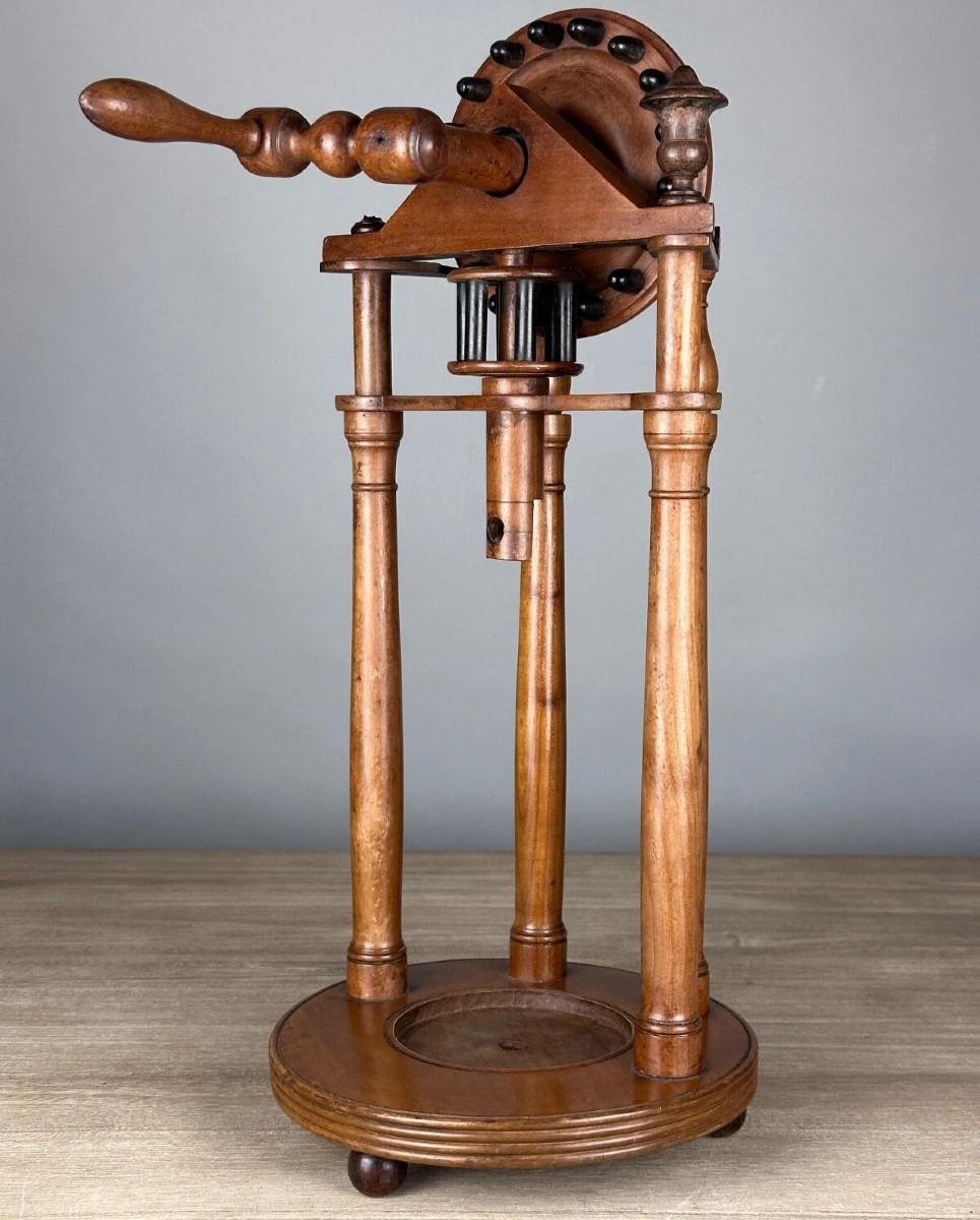 ART POPULAIRE ancienne baratte à beurre bois buis sculpté mouliné 19 ème cuisine