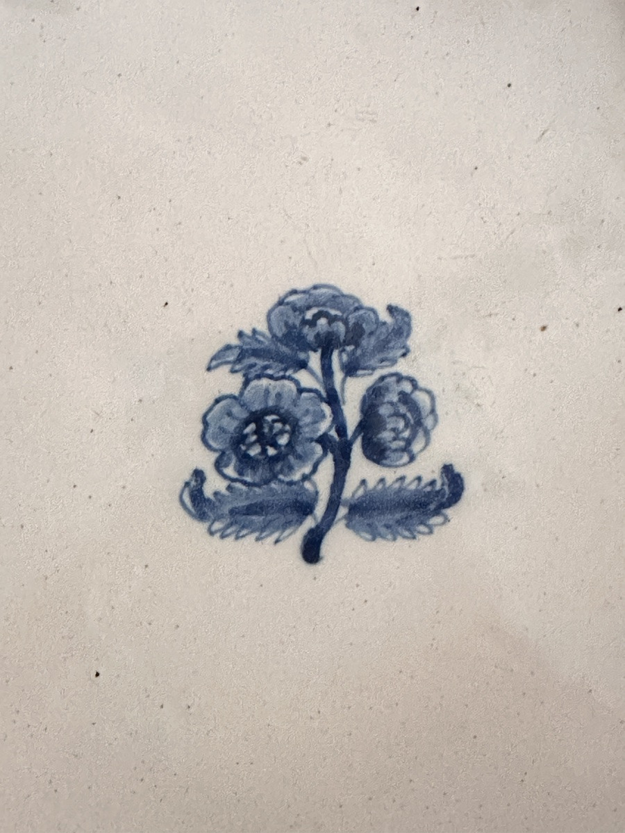 Ancien Plat Chantourné peint décor Blanc Bleu du 18 ème TOULOUSE ARDUS BÉRAIN-photo-2