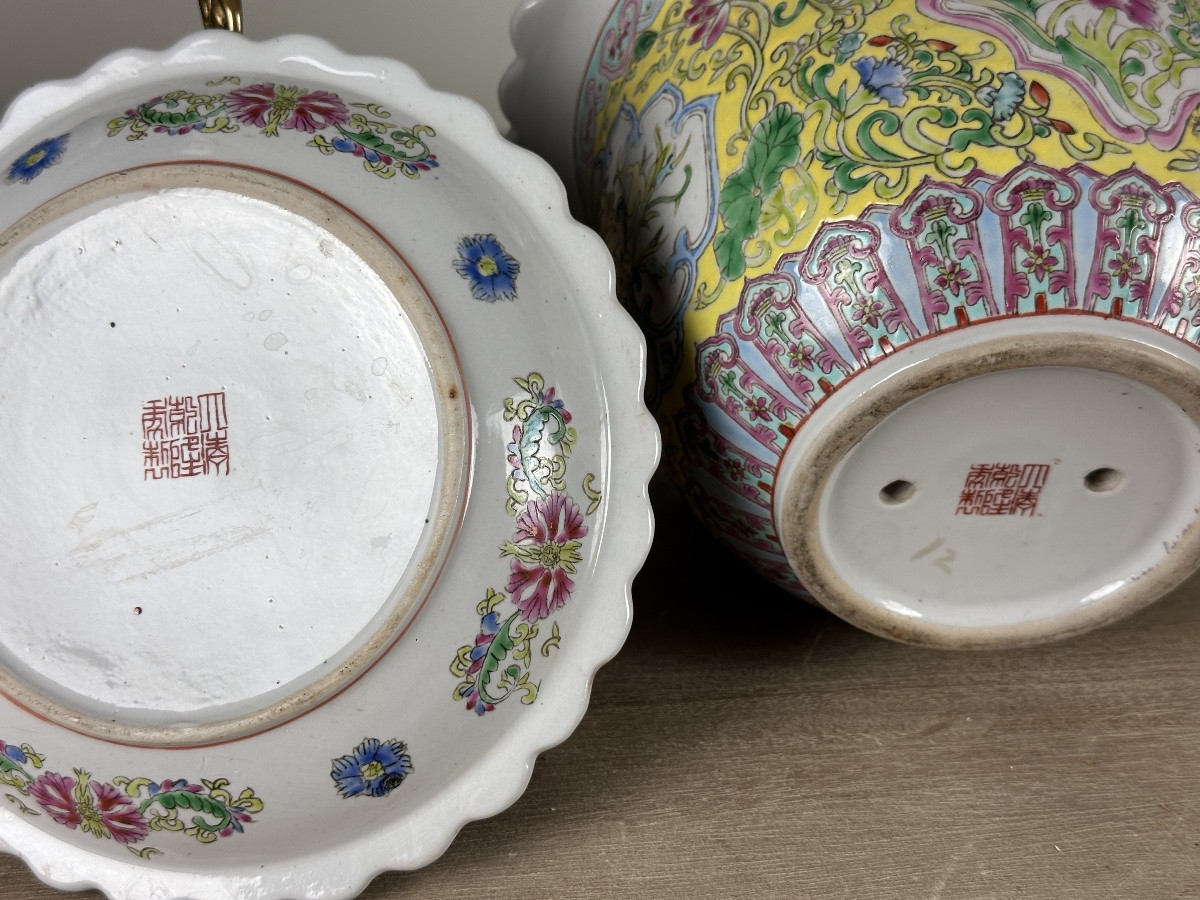 Antique Chinese Porcelain Flowerpot Enamels Famille Rose Yellow Qianlong 20th Century-photo-1