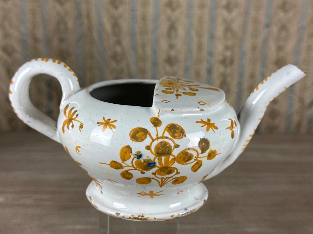 Antique Polychrome Earthenware Sick Duck From The South West Samadet 18th Century