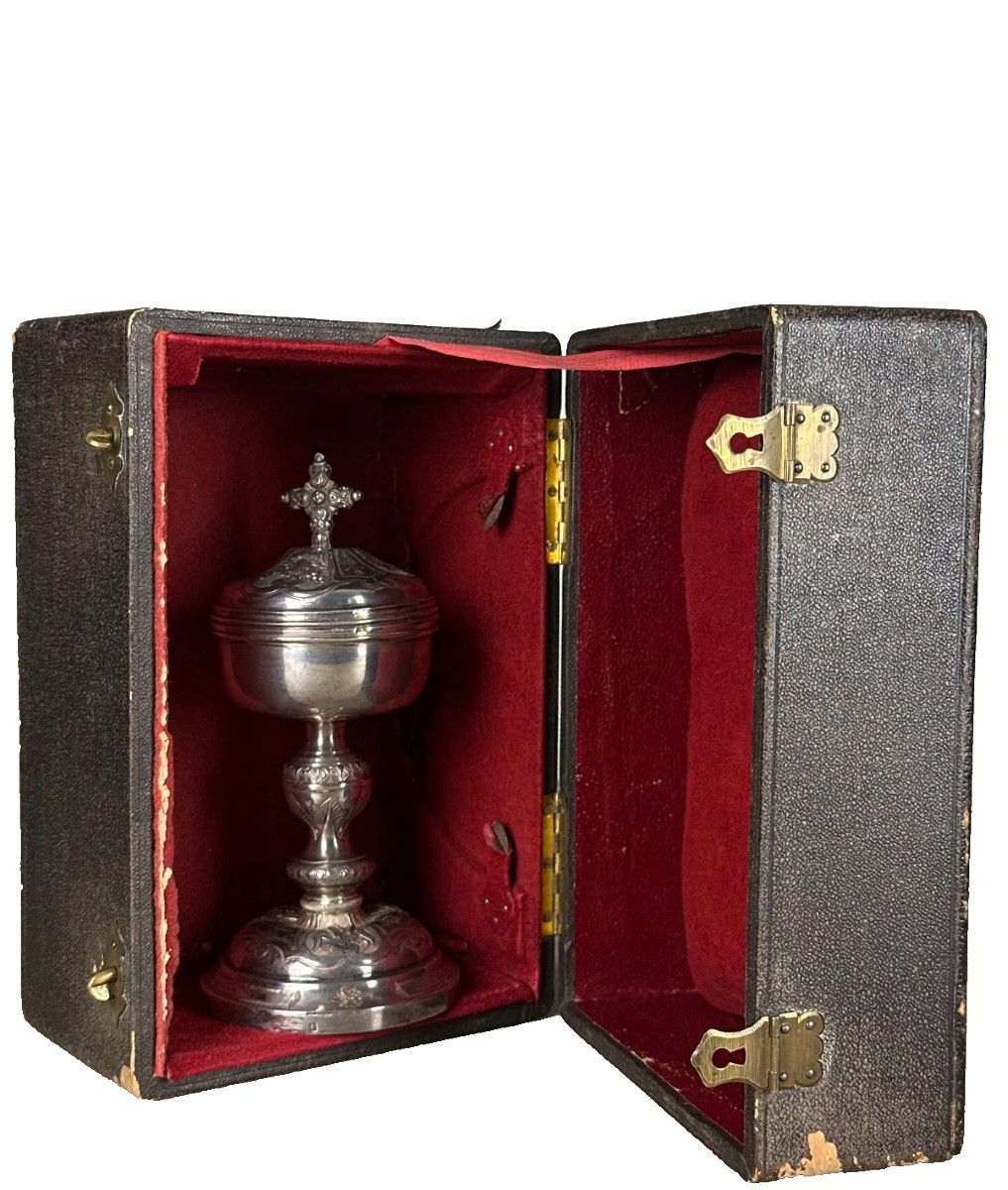Solid Silver Ciborium In A Case, Favier Frères Lyon, For Religious Mass