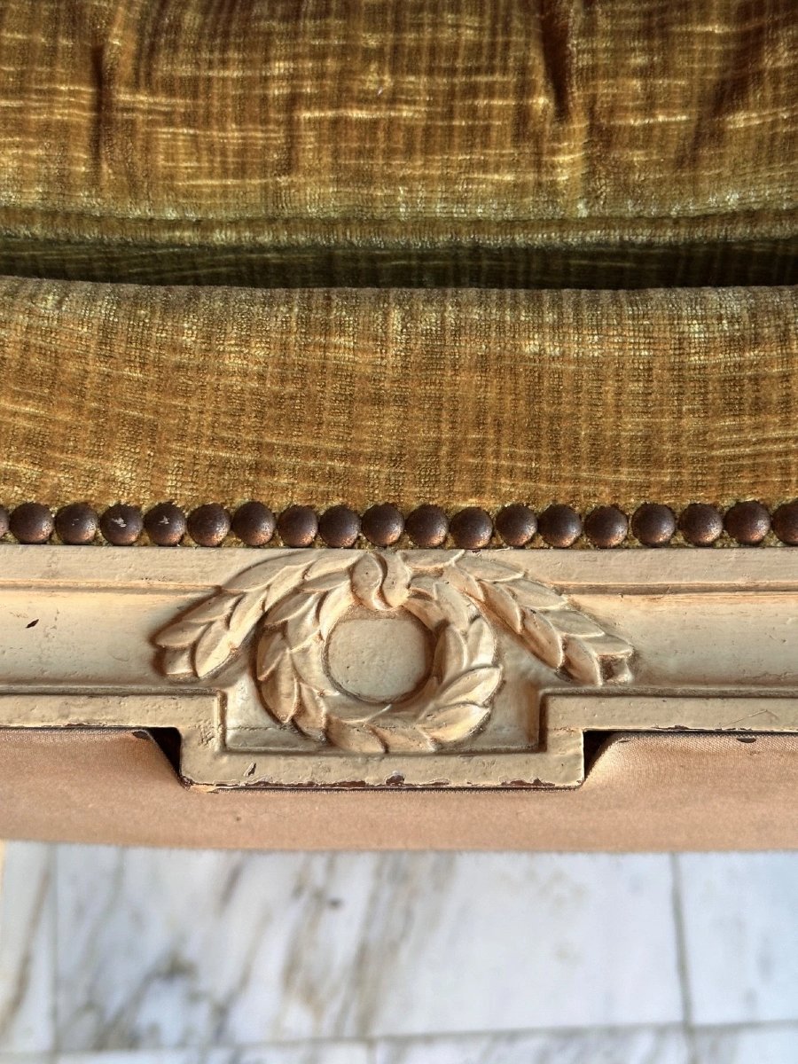 Important Antique Louis XVI Stool In Carved And Lacquered Wood With Fluted Ribbon Detailing, 76cm. Pouf-photo-1