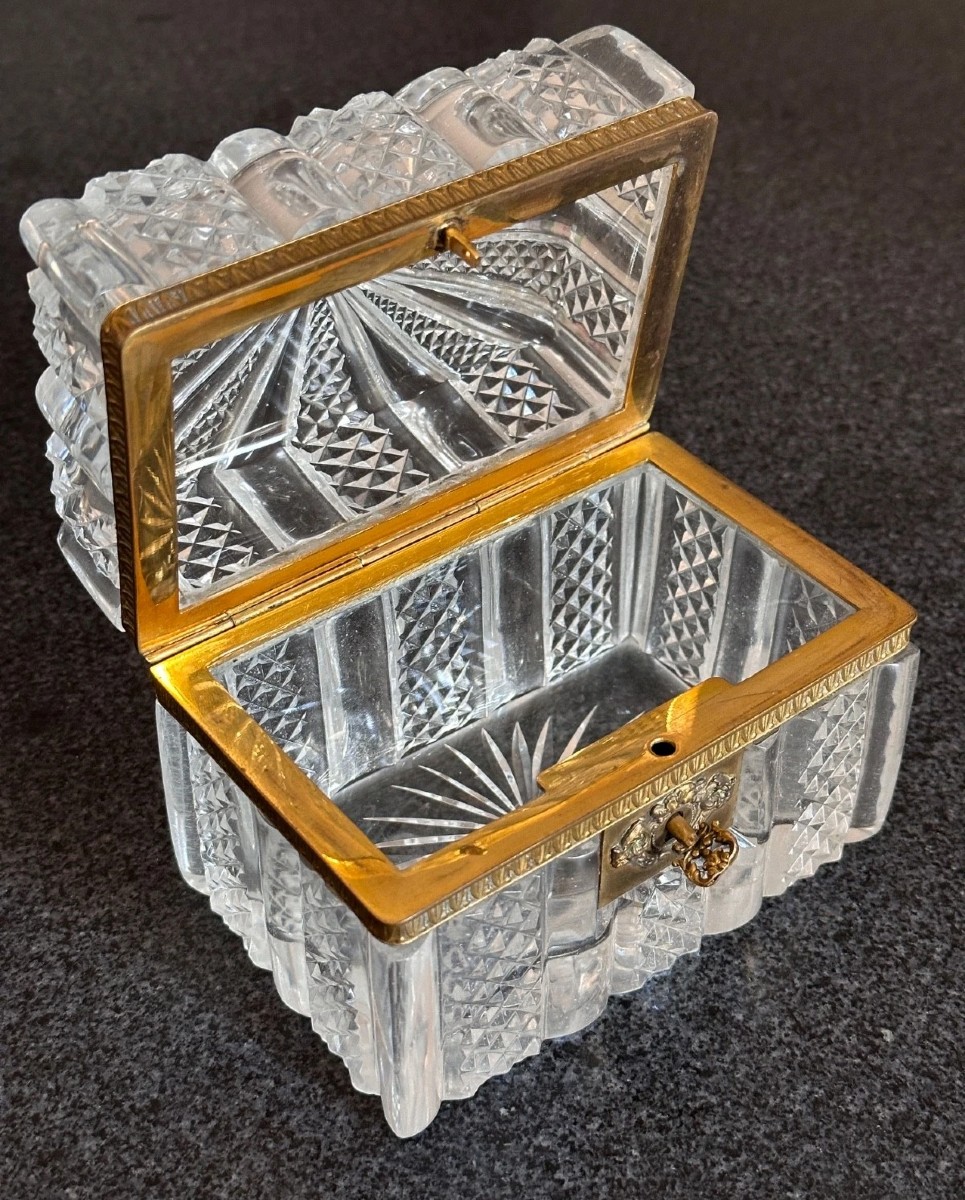 Large Cut Crystal Jewelry Box Saint Louis Baccarat Diamond Domed Box -photo-2