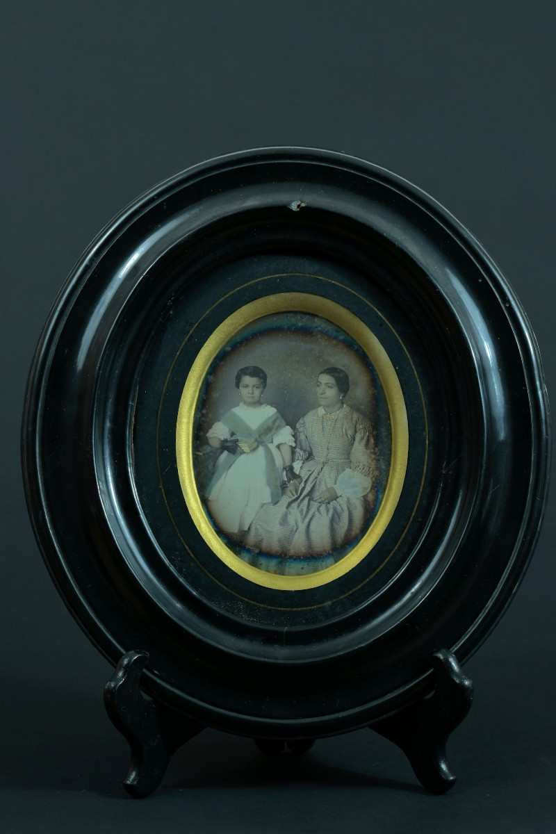 Ambrotype Daguerreotype Portrait Of A Woman And Girl, 19th Century, Costume Photograph-photo-2