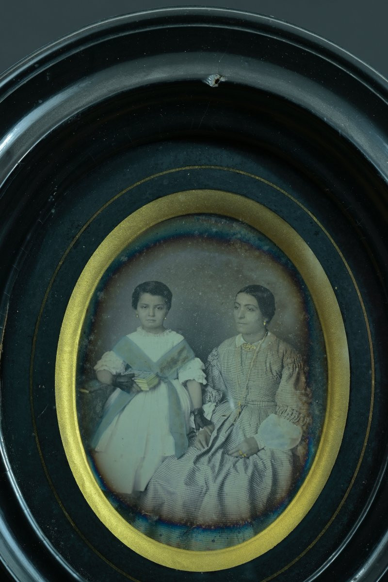 Ambrotype Daguerreotype Portrait Of A Woman And Girl, 19th Century, Costume Photograph-photo-2