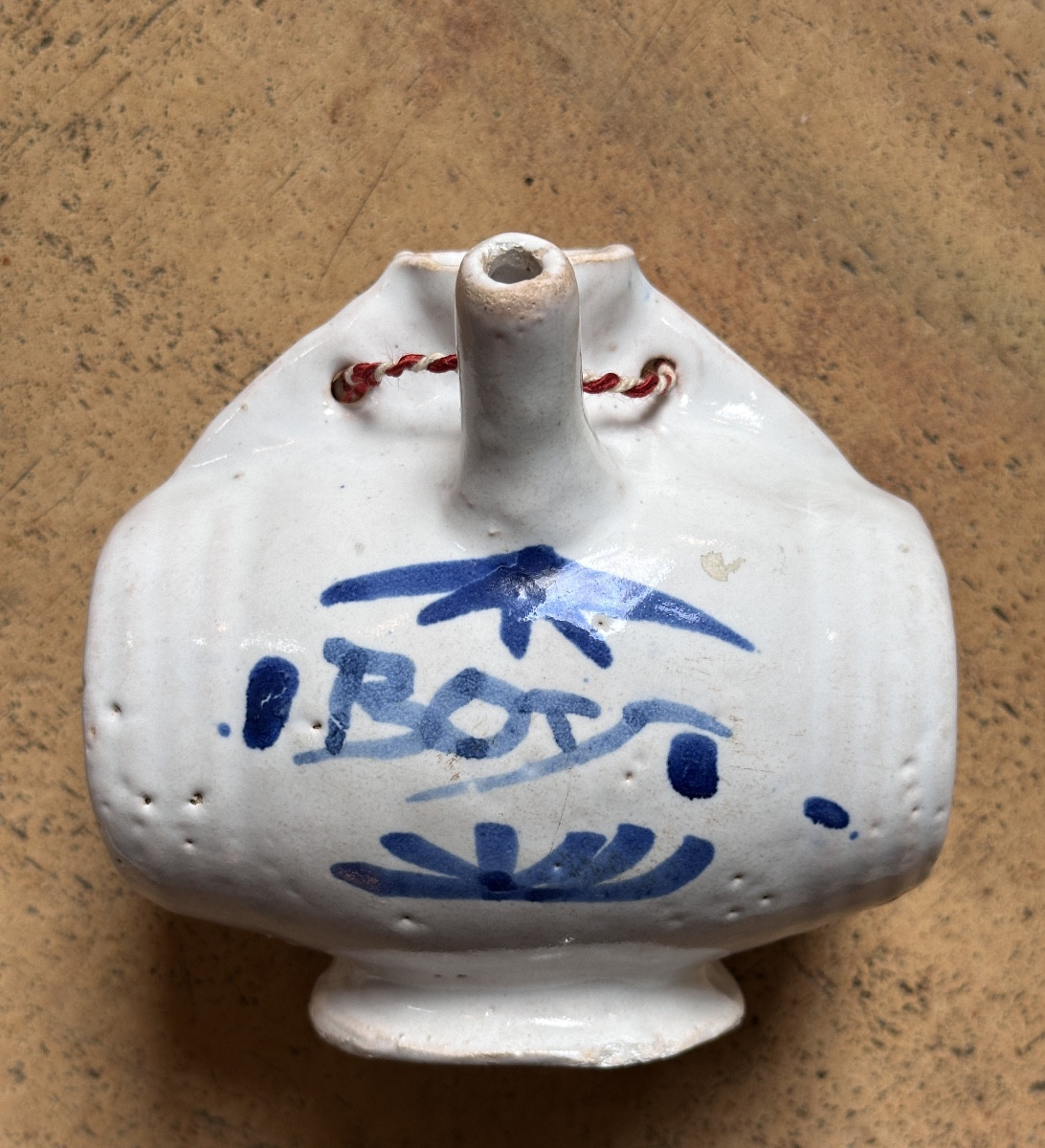 Talking Flask Nevers 18th Century White Travel Flask Blue Earthenware Boy Flask-photo-1