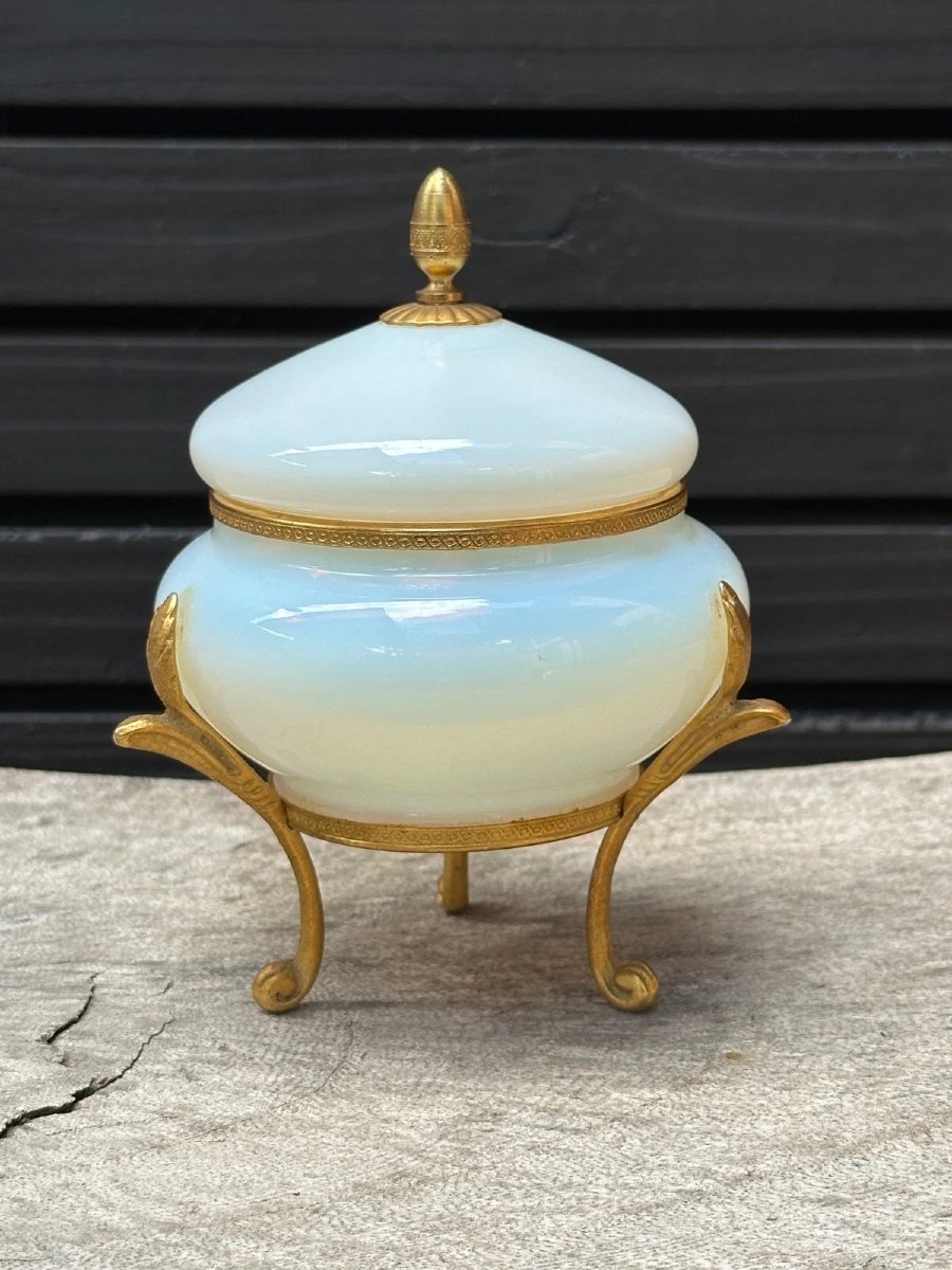Boîte à bijoux  en opaline blanche opalescente Bronze XIXe-photo-4