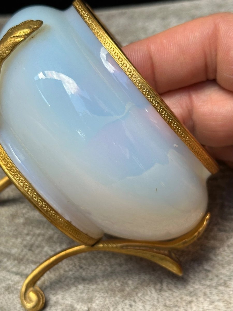 Boîte à bijoux  en opaline blanche opalescente Bronze XIXe-photo-3