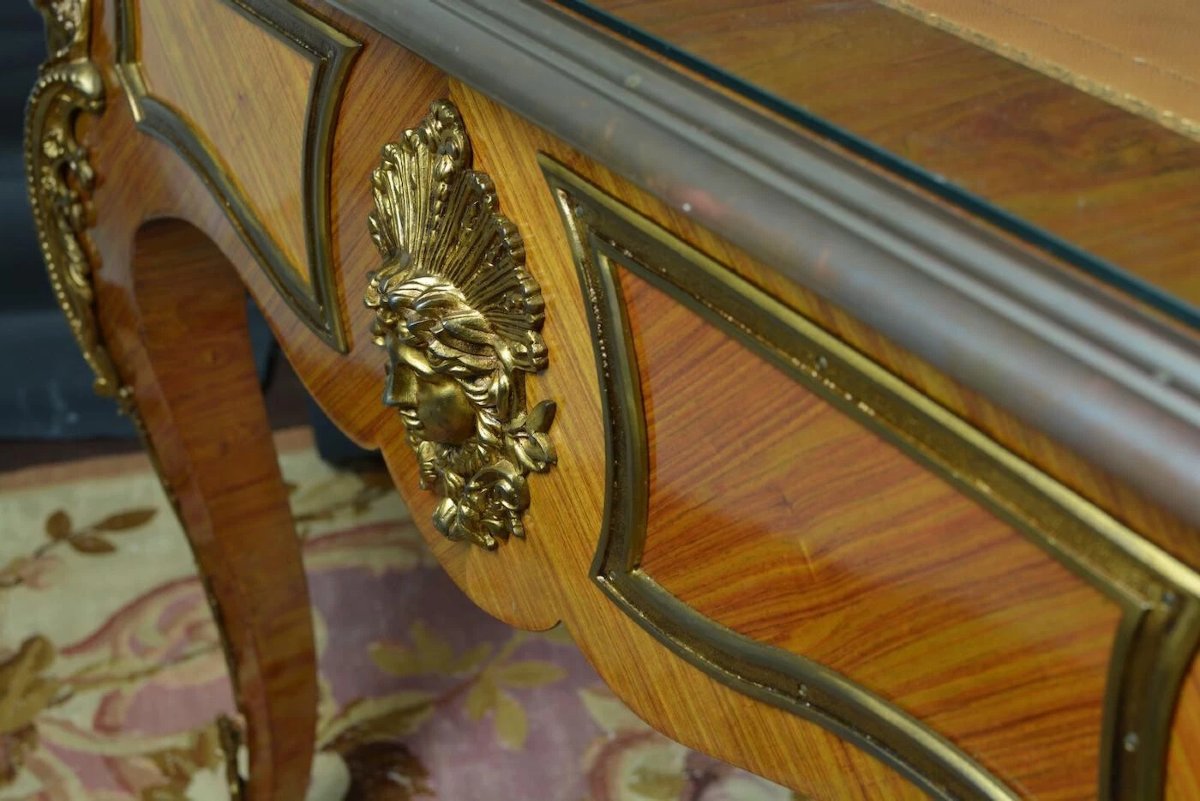 Large Louis XV-style Flat Desk With Gilded Bronze Espagnolette Locks And Marquetry -photo-2