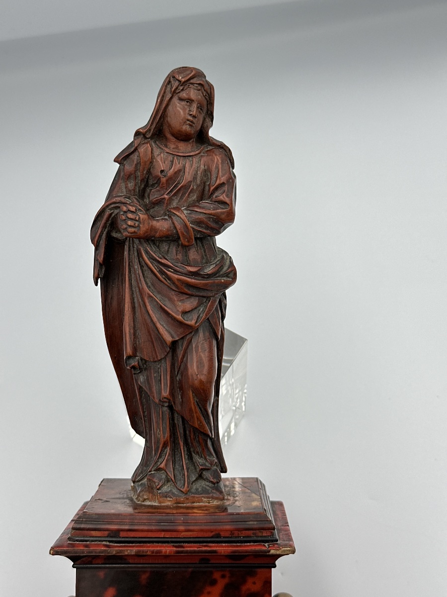 Statuette portrait vierge de douleur bois fruitier sculpté louis XIV  écaille socle 17e-photo-6
