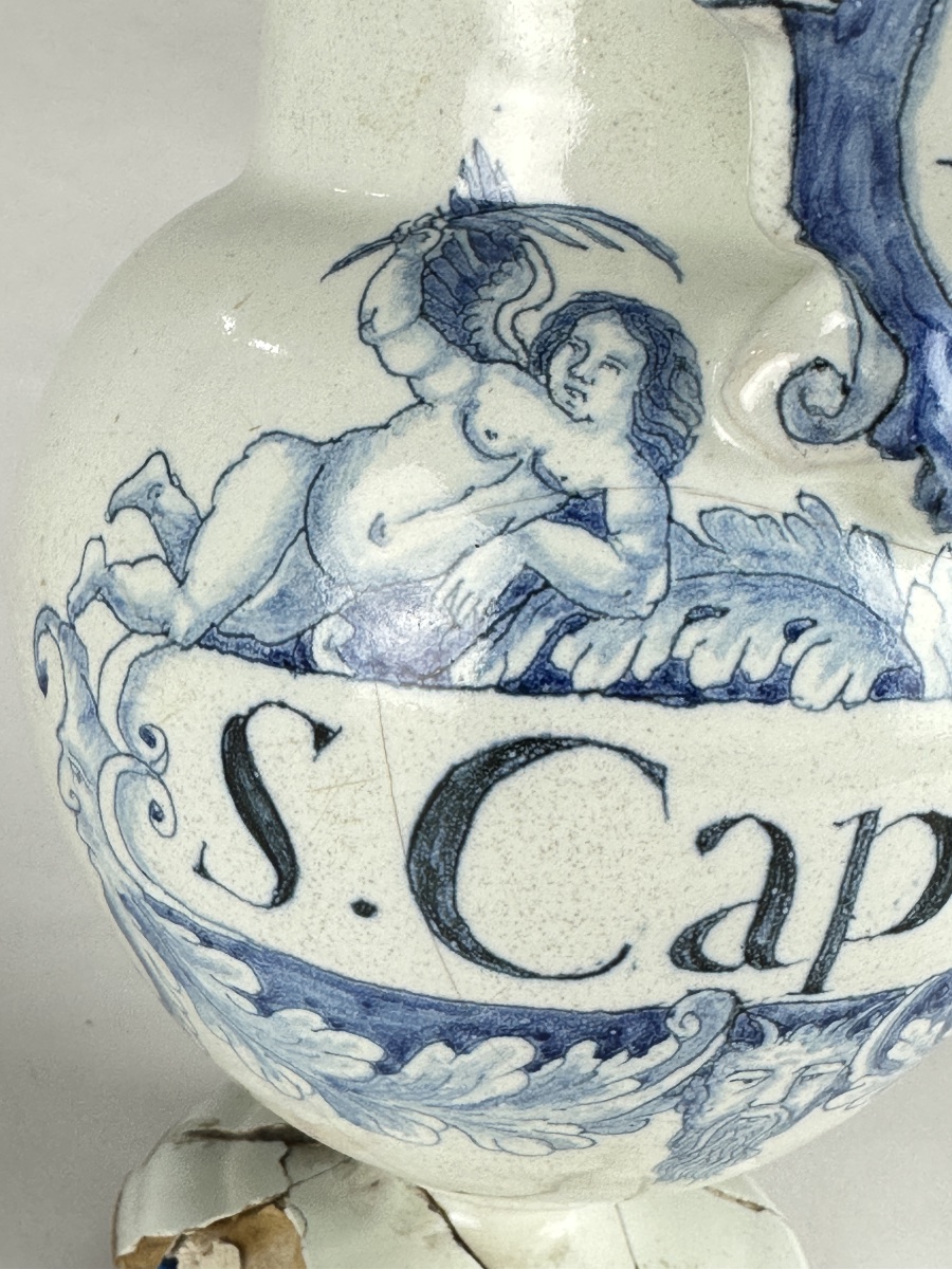 Religious Community Pitcher Featuring A Jesuit Goat And The Ihs Symbol, Italian Earthenware, 17th Century, Venus Pharmacy -photo-3