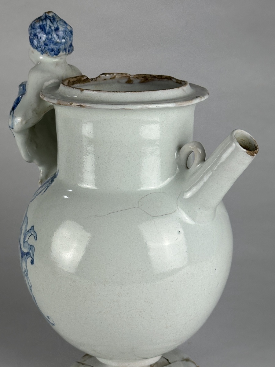 Religious Community Pitcher Featuring A Jesuit Goat And The Ihs Symbol, Italian Earthenware, 17th Century, Venus Pharmacy -photo-3