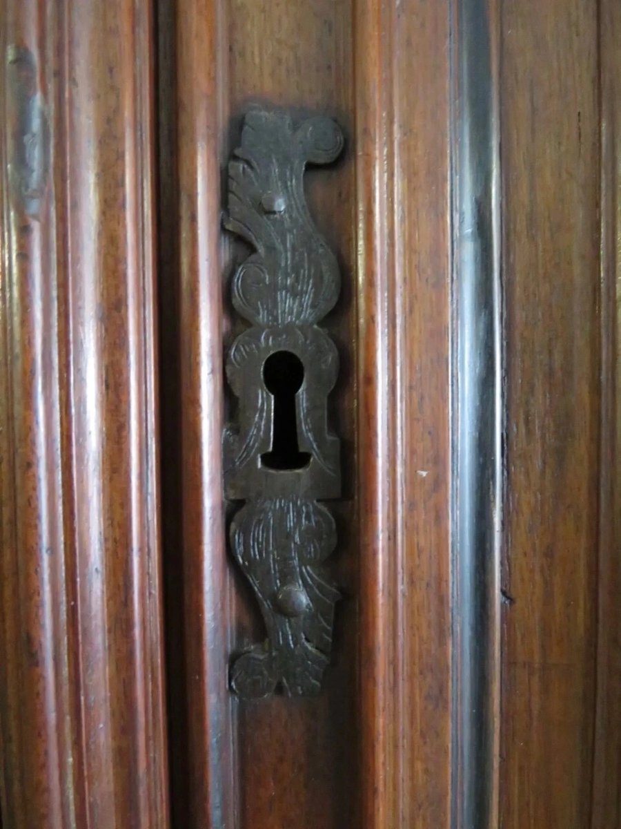 Buffet Louis XIII en Noyer grotesque bois sculpté Art Populaire 17 ème décor de Château   -photo-4