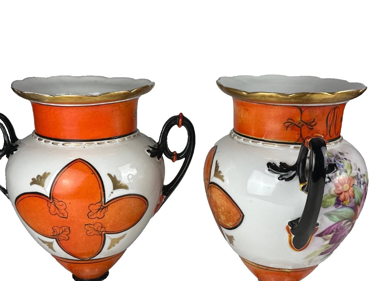 Paire de Vases Médicis Porcelaine de Paris décor bouquet de rose 19e 36cm-photo-1
