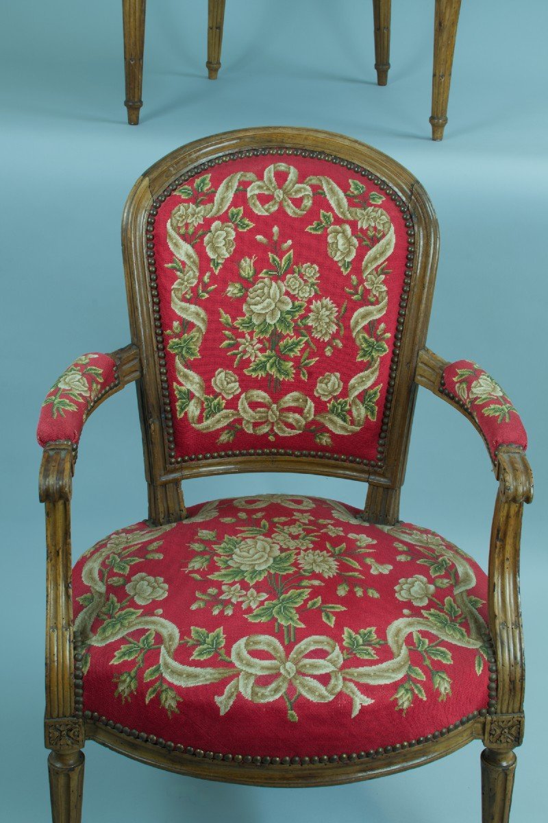 Ancien Fauteuil Louis XVI Tapisserie Bois Sculpté Fer à Cheval époque18 ème X 2-photo-4