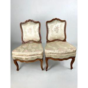 Old Chair 18th Louis XV Carved Wood Silk Molded Walnut Midi Chauffeuse 1750 X 2