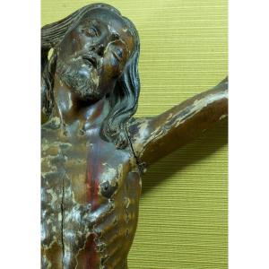 Grand Christ En Croix Amérique Du Sud Bois Sculpté Polychrome Cuir 67 Cm 17 ème Art Populaire
