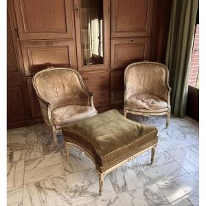 Duchesse Brisée deux bergères louis XVI et un tabouret laqué