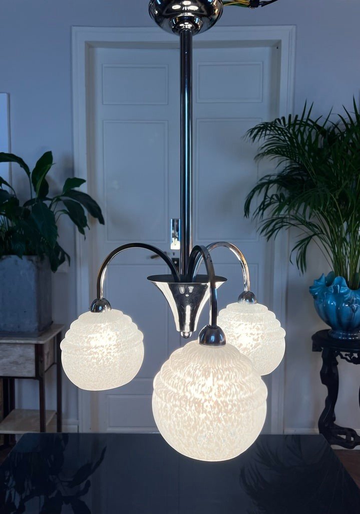 Lustre En Métal Chromé Globes Clichy - Luminaire Vintage