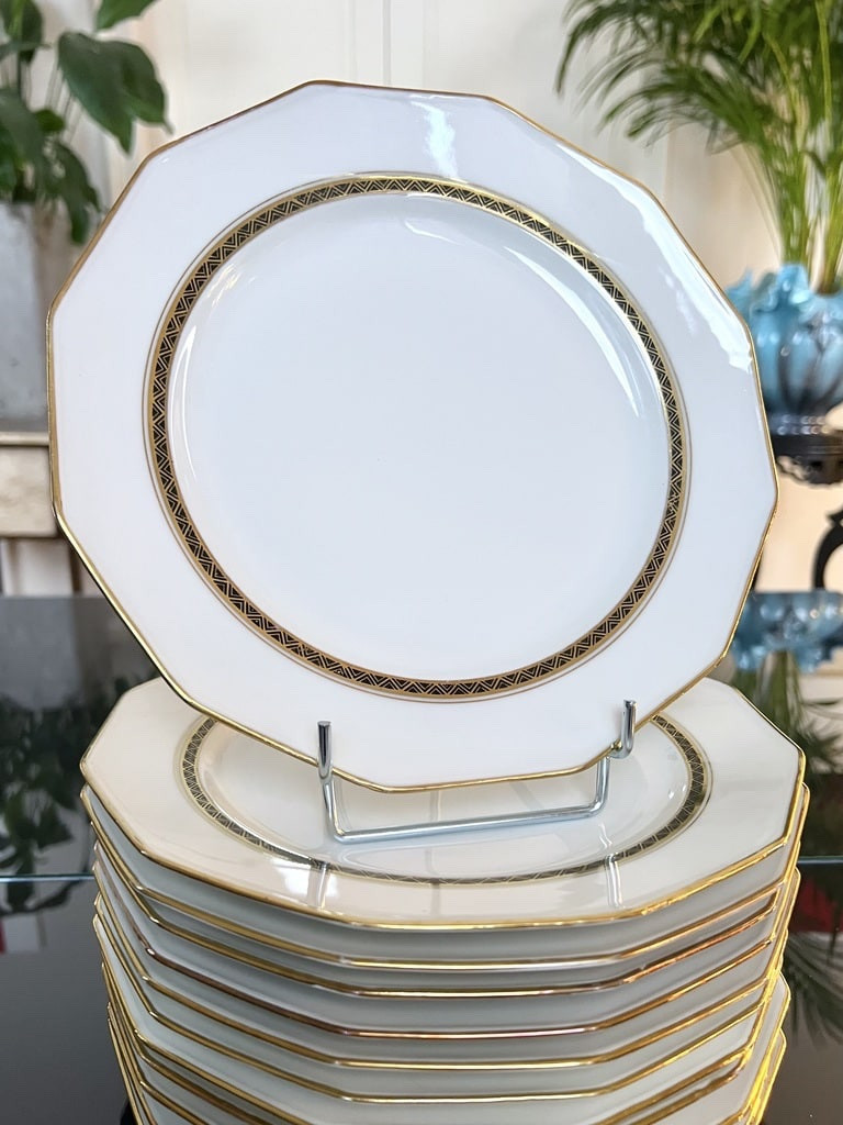 12 Assiettes plates - Porcelaine de Limoges - A. Lanternier - Service De Table Art Déco-photo-2