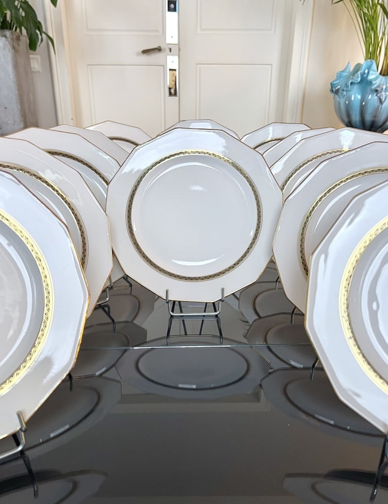 12 Assiettes plates - Porcelaine de Limoges - A. Lanternier - Service De Table Art Déco-photo-4