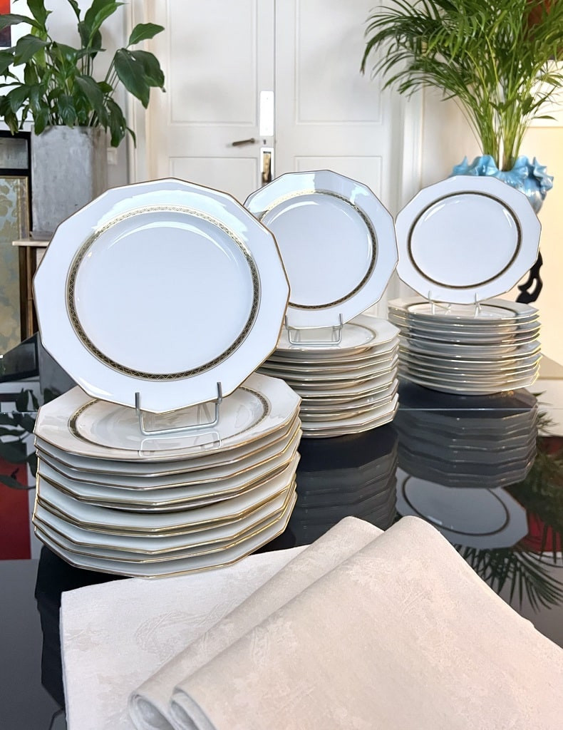 12 Assiettes plates - Porcelaine de Limoges - A. Lanternier - Service De Table Art Déco