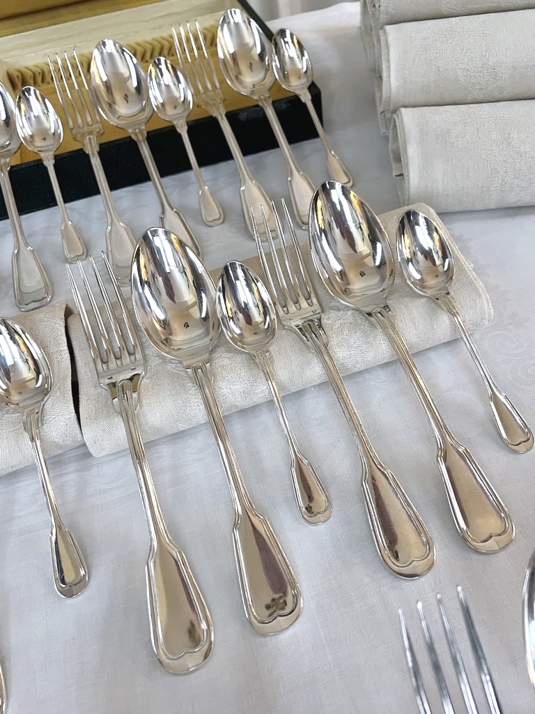 Ménagère Complète De 37 pièces en métal argenté -  Couverts De Table - Coffret