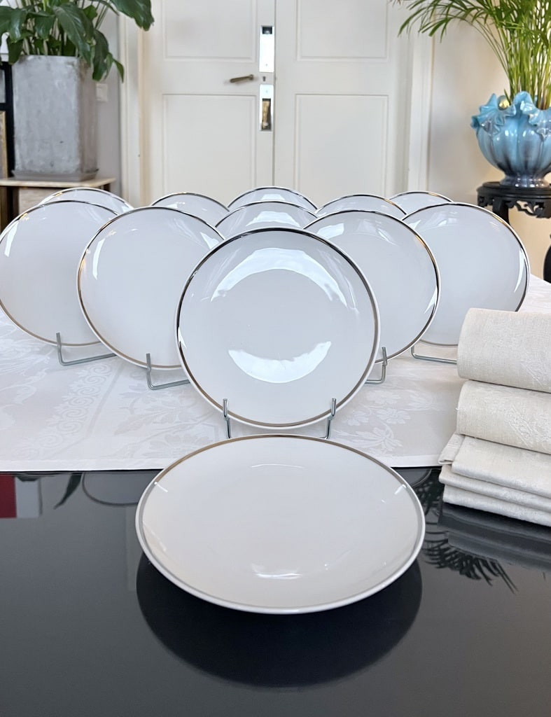White Porcelain Dessert Plates With Platinum Rim - Vintage 1970s Style Dinner Service-photo-2