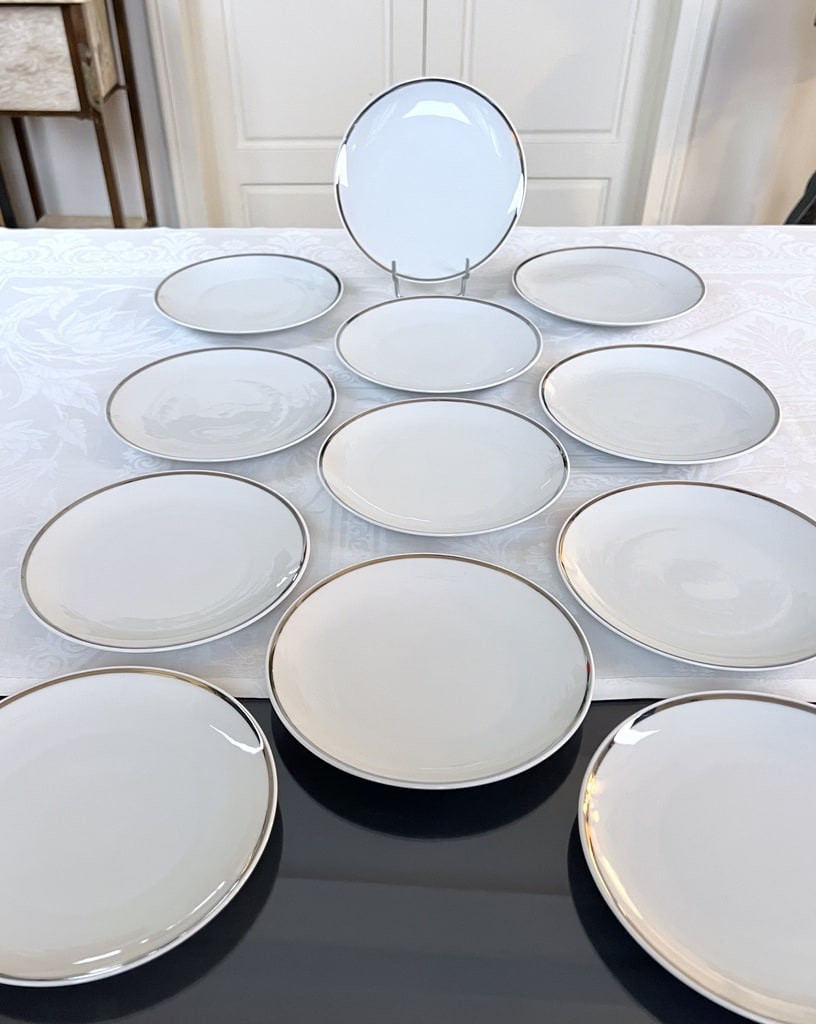 White Porcelain Dessert Plates With Platinum Rim - Vintage 1970s Style Dinner Service-photo-1