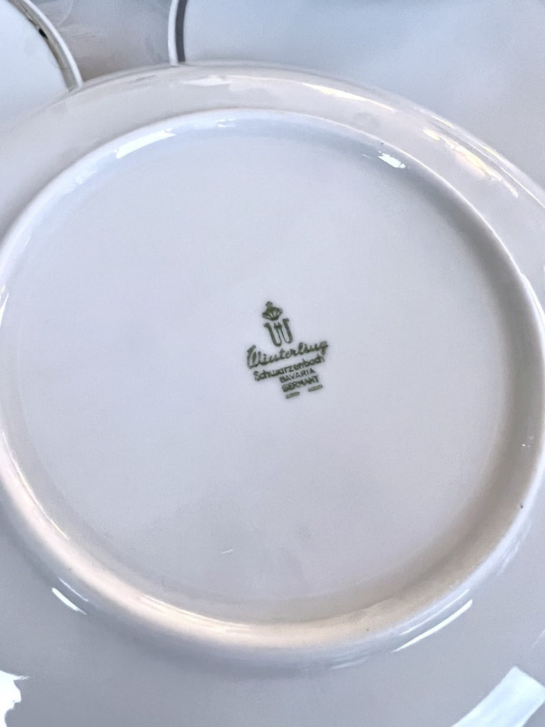 White Porcelain Dessert Plates With Platinum Rim - Vintage 1970s Style Dinner Service-photo-5