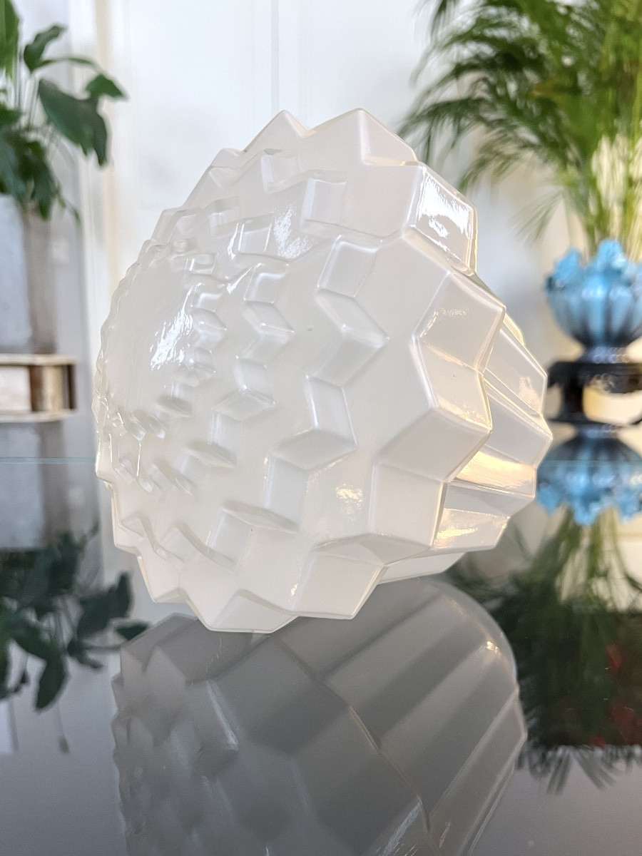 Art Deco Skyscrapper Globe - Frosted Glass - Pendant Chandelier Lamp