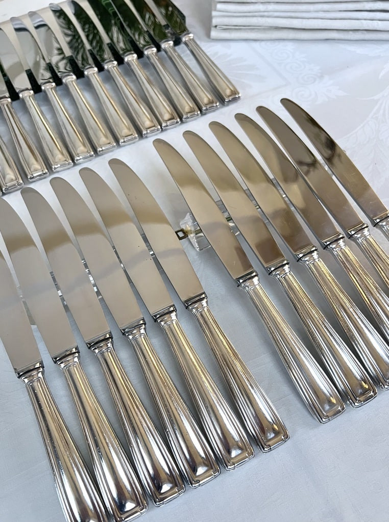 Couteaux de Table et Entremets en Métal Argenté Lames Inox - Ménagère Art Déco