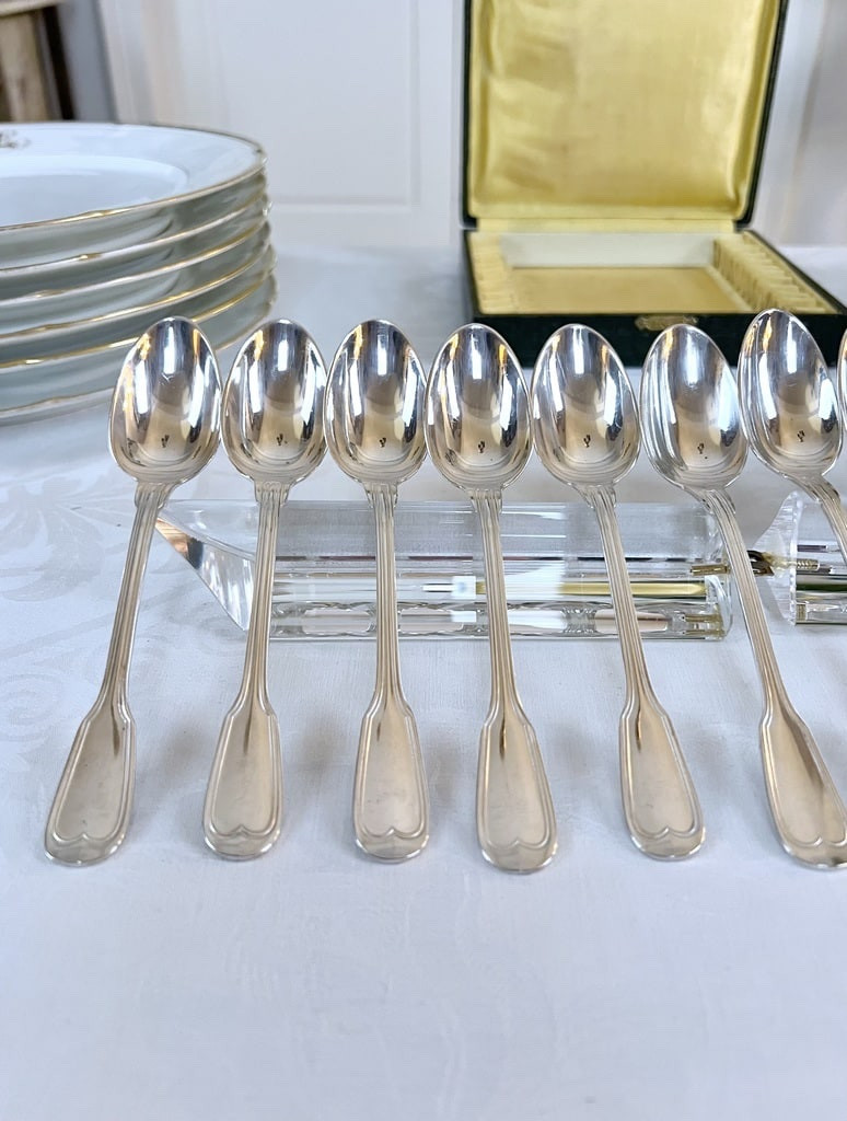 Cuillères à Dessert En Métal Blanc Modèle Aux Filets - Coffret Couverts -photo-2