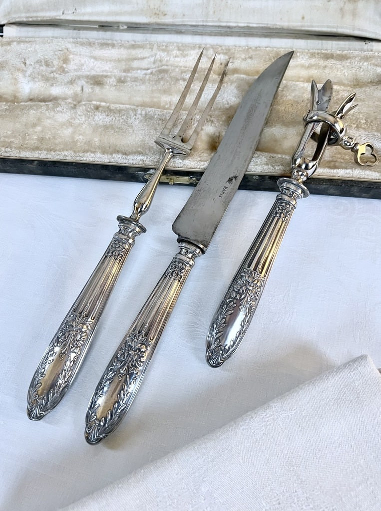 COUVERTS DE SERVICE A DECOUPER MANCHES ARGENT POINCON MINERVE